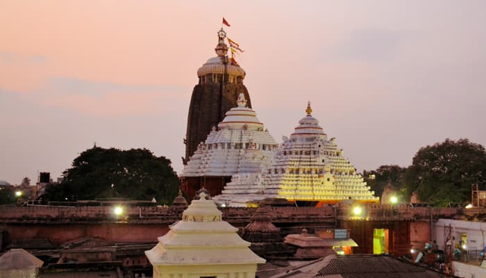 Lakhs witness Lord Jagannath&#039;s Nabakalebar return car festival