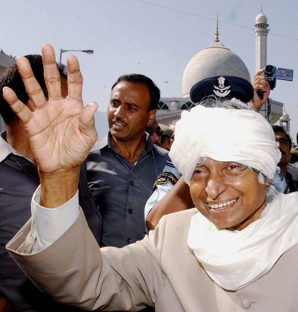 File photo of former president APJ Abdul Kalam in Srinagar in June 2003. 