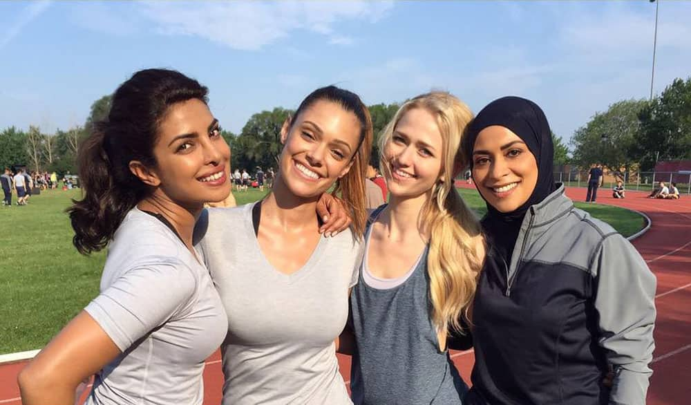 PRIYANKA :- The girls have the most fun! @thejohannabraddy @jazmasri @anabelleacosta1 -instagram