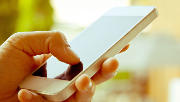 Smartphone users' unhealthy habits Smartphone users' unhealthy habits