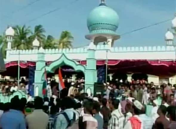 APJ Abdul Kalam's body being taken to burial ground in Rameswaram. -twitter@ANI_news