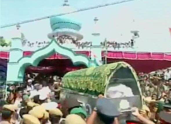 APJ Abdul Kalam's body being taken to burial ground in Rameswaram. -twitter@ANI_news