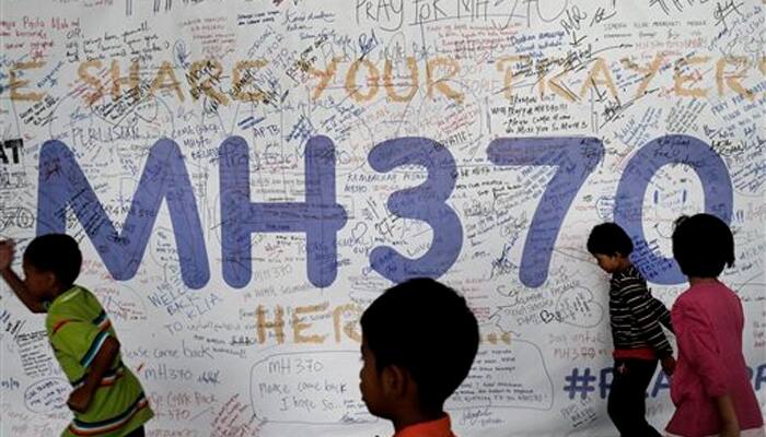 China urges Malaysia to continue to investigate cause of MH370 incident