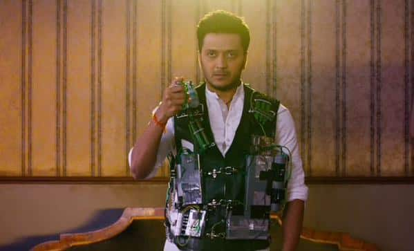 Check out the track #IsDuniyaSeLadnaHai from @Riteishd & @PulkitSamrat's Twitter@Bangistan