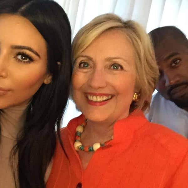 I got my selfie!!! I really loved hearing her speak & hearing her goals for our country! #HillaryForPresident - Twitter@KimKardashian