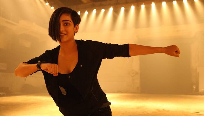 Akshara Haasan&#039;s innocent bride avatar at IBFW