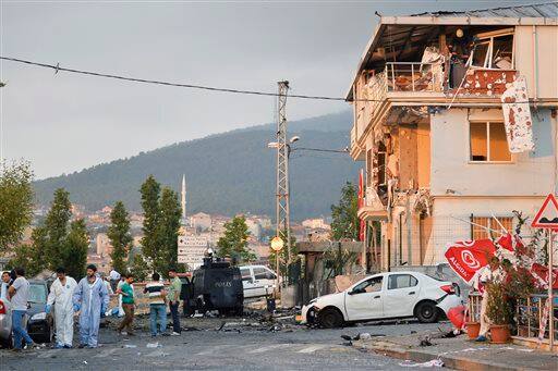 Turkey strikes 17 PKK targets in southeast: Army