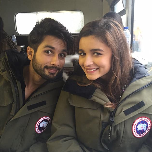 #ShaandaarTrailer in a couple of hours!!! Are you ready @aliaa08 and @shahidkapoor???  Twitter@karanjohar