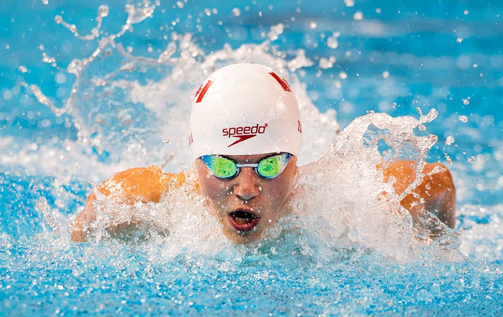 Zach Zona, of Canada, competes on his way to winning the bronze medal in the men's 200-meter IM SM8 final at the Parapan American Games in Toronto.