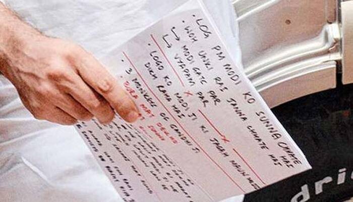 Congress VP Rahul Gandhi can&#039;t speak two lines without looking at paper, mocks social media