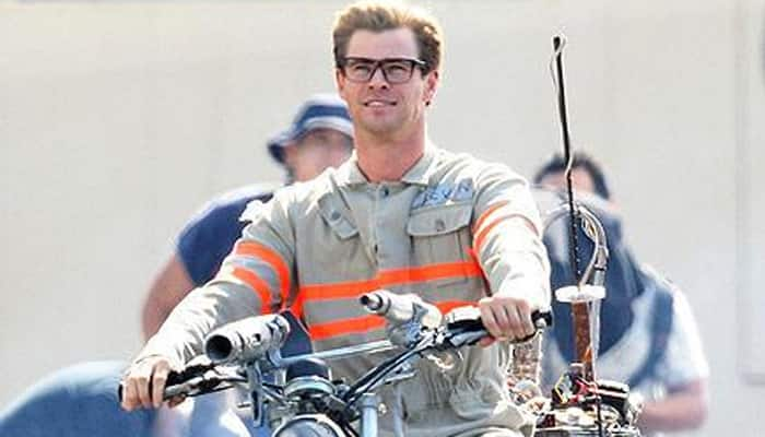 First look: Chris Hemsworth&#039;s in &#039;Ghostbusters&#039; reboot 