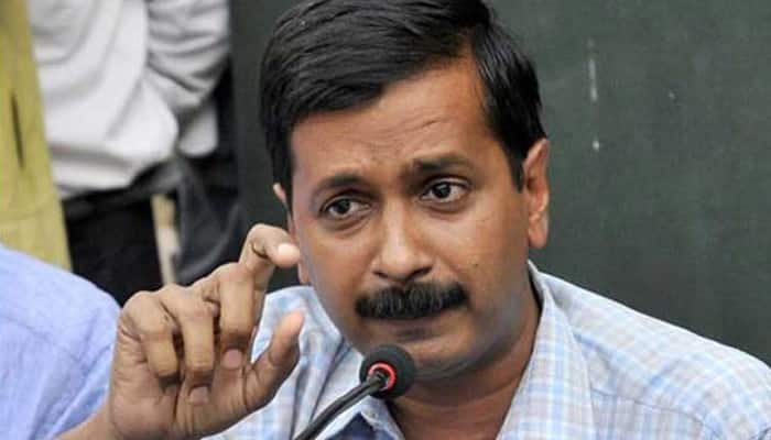 Kejriwal &#039;shocked&#039; at FTII crackdown, asks students to run classes in Delhi