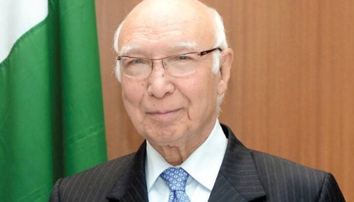 India to respond &#039;appropriately&#039; if Pak NSA Sartaj Aziz meets Kashmiri separatists