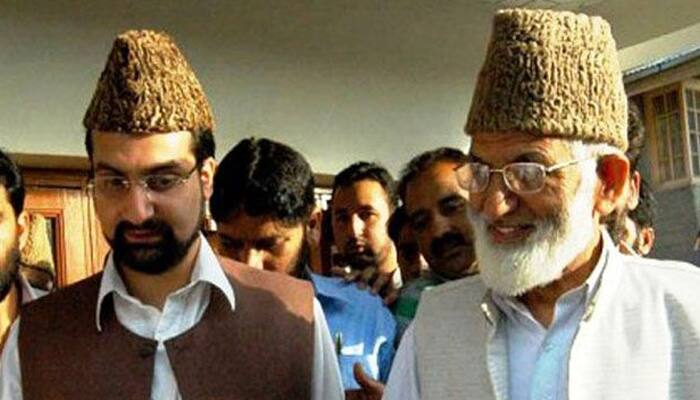 Within hours of being detained, all Kashmiri separatists except Geelani released