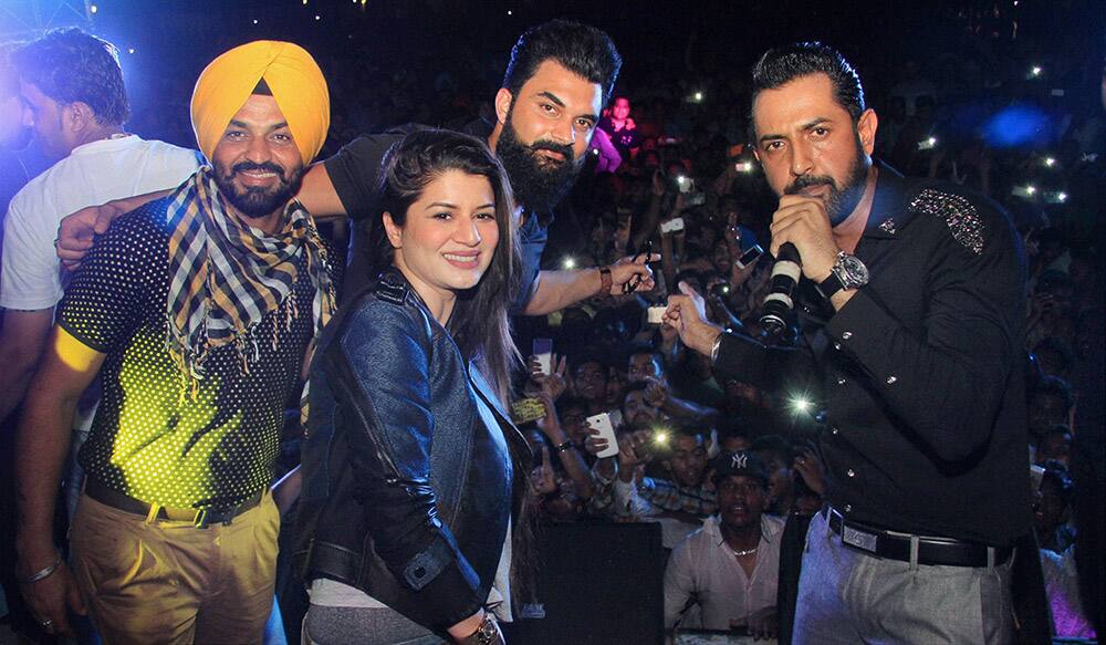 Film actor Gippy Grewal and Kainaat Arora during the promotional for Punjabi upcoming movie ‘Faraar’ at DAV School in Bathinda.