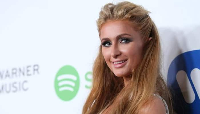 Paris Hilton &#039;really happy&#039; with boyfriend