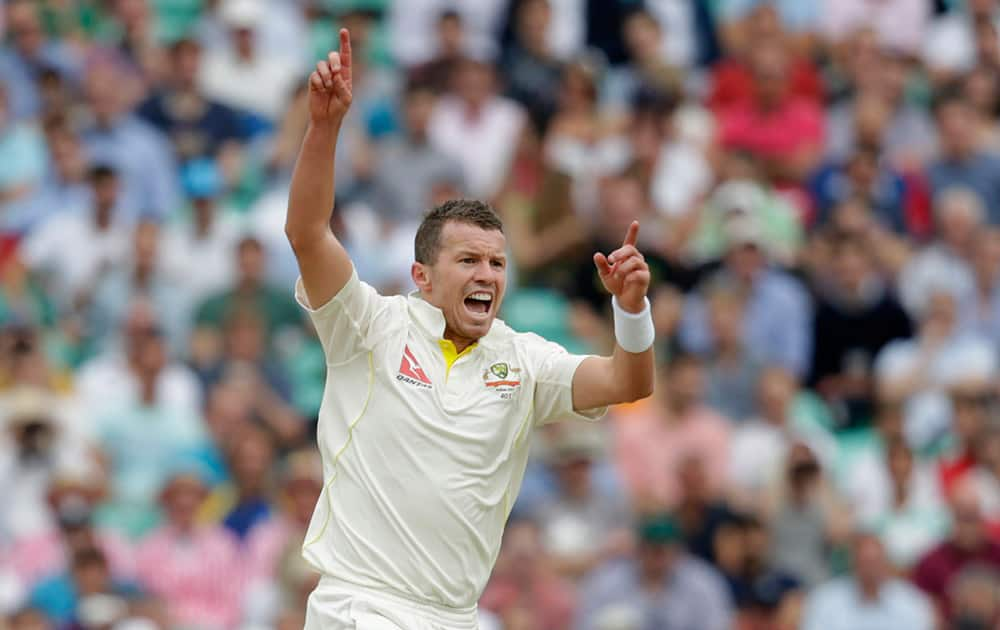 Australia’s Peter Siddle appelas for a wicket on the forth day of the fifth Ashes cricket test between England and Australia at the Oval cricket ground in London.