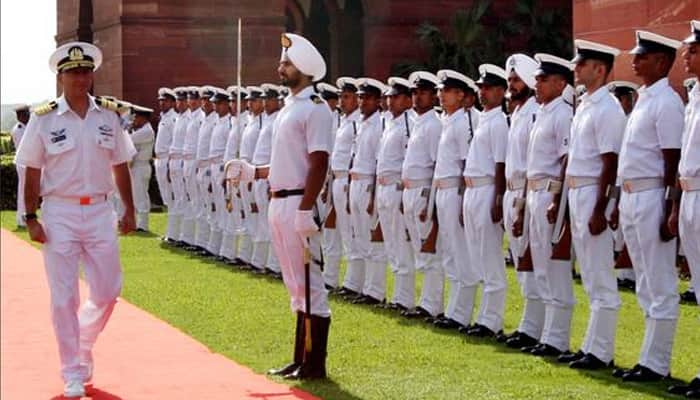 Indian Navy gives guard of honour to Israeli Navy Chief Ram Rutberg