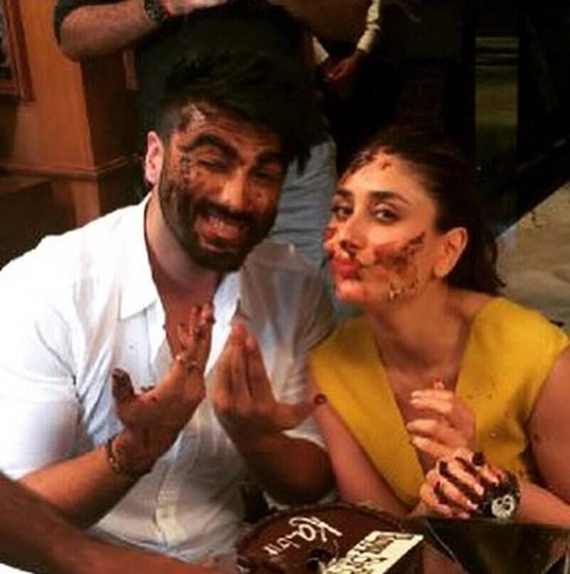 Ki ( Kareena) and Ka (@arjunk26 ) had a Monday morning Cakesmash ;) -twitter@KareenaK_FC 