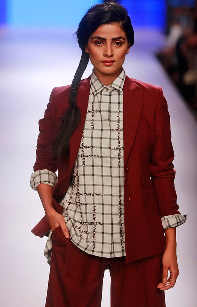 A model displays a creation of designers Shikha and Vinita during the Lakme Fashion Week in Mumbai.