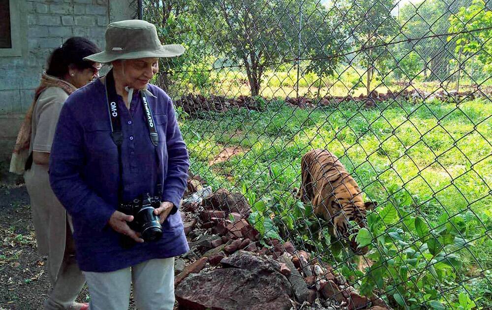 Waheeda Rehman visit Vanvihar National park.