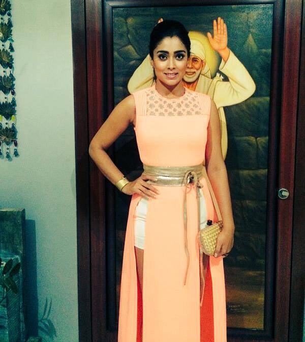 Wearing Shantanu and Nikhil , jeweller Zoya. Pic by my mom. Make up Rajesh. Celebrating Drishyam. Twitter@shriya1109