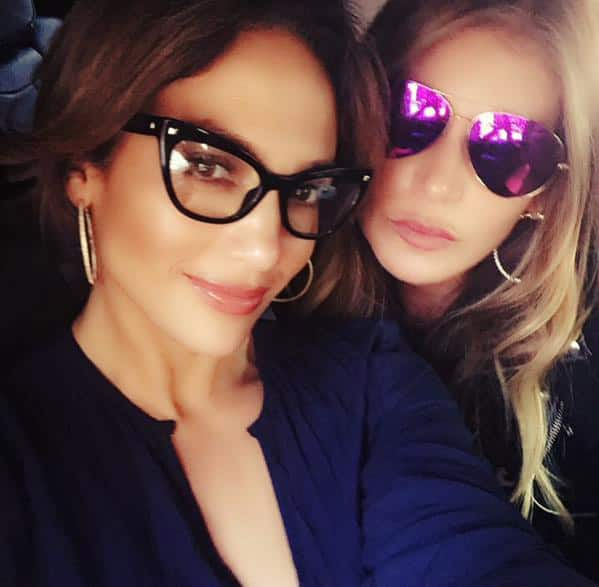 Jennifer Lopez :- Me and my girlie.. -twitter