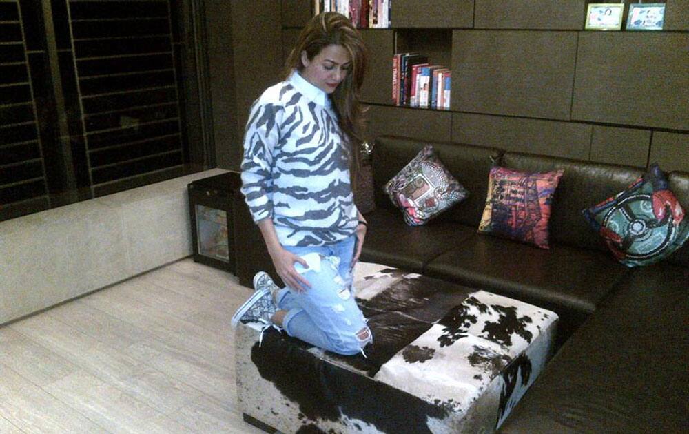 amrita arora ‏:- Just like that! -twitter