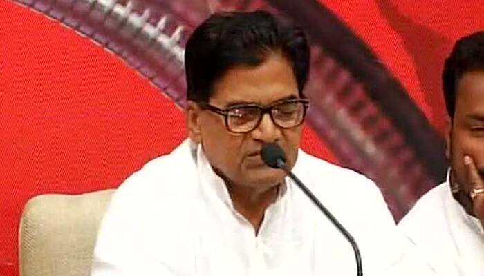 &#039;Insulted&#039; Samajwadi Party walks out of &#039;Janata Parivar&#039;, to contest Bihar polls alone