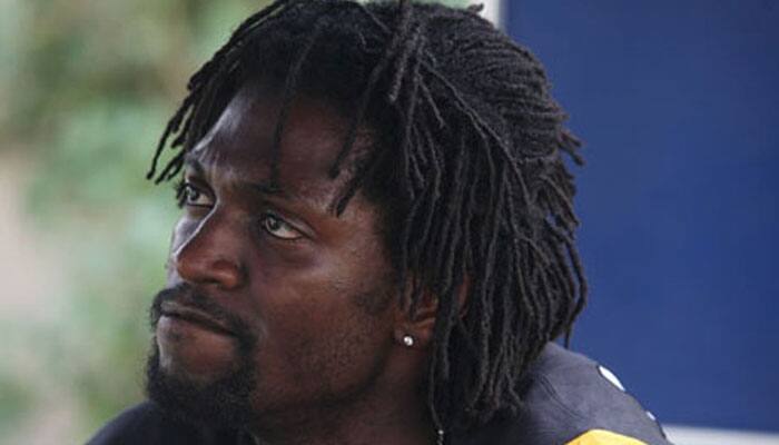 Emmanuel Adebayor dropped from Tottenham squad