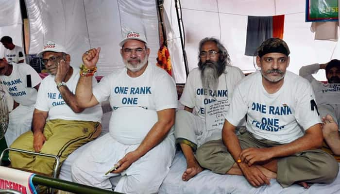 OROP: Ex-servicemen meet Manohar Parrikar; govt to make announcement 