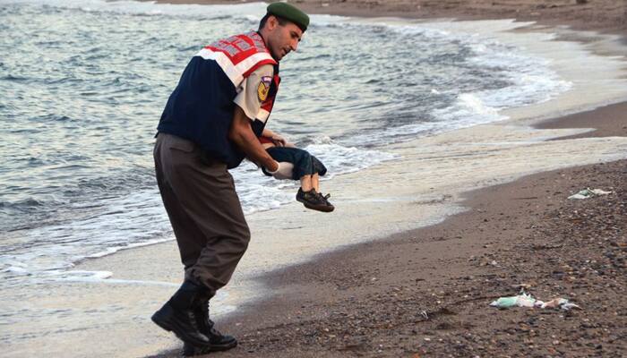 Aylan Kurdi&#039;s last words - &#039;Daddy, please don&#039;t die&#039;