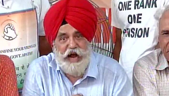 OROP stir: Ex-servicemen not impressed by Modi&#039;s assurance, say agitation will continue