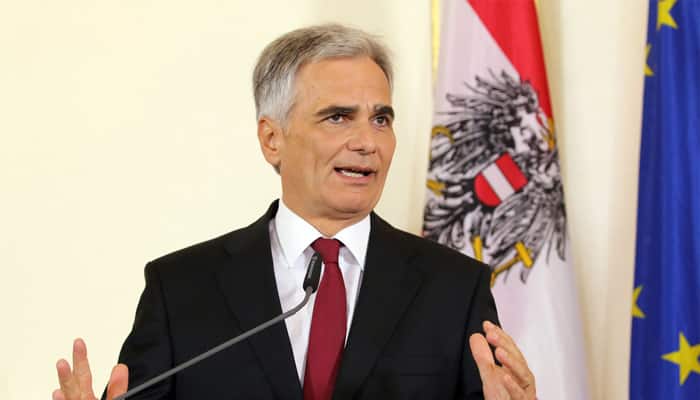 Austrian leader calls for emergency EU summit on migrant crisis