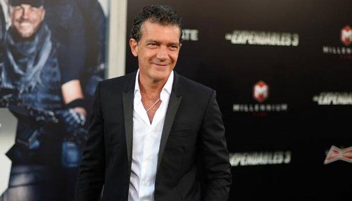 Antonio Banderas to turn fashion designer