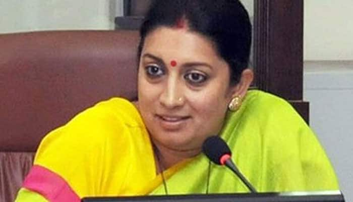 Congress, not Modi govt, has failed: Smriti Irani on Sonia&#039;s &#039;hawabaazi&#039; jibe