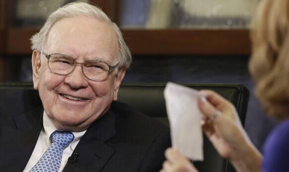 3. Warren Buffett – USD 72.7 billion