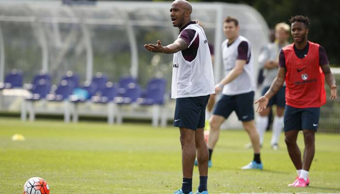 Man City midfielder Fabian Delph faces lengthy layoff due to hamstring injury