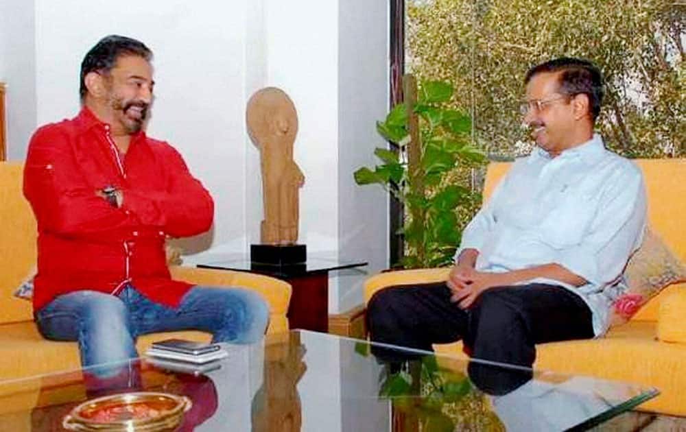 Delhi Chief Minister Arvind Kejriwal with actor Kamal Hassan at a meeting in New Delhi.