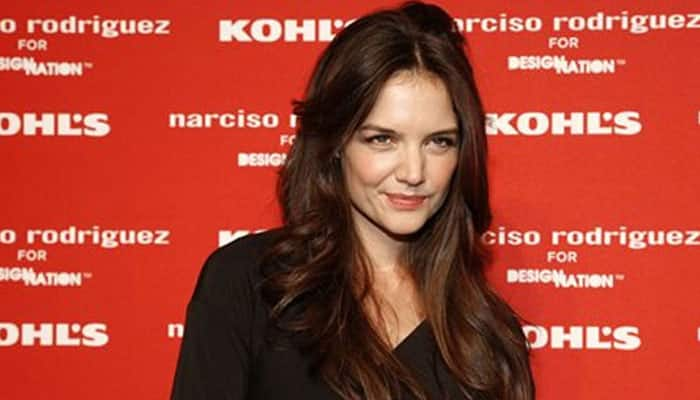 Katie Holmes in disguise to secretly meet boyfriend Jamie Foxx