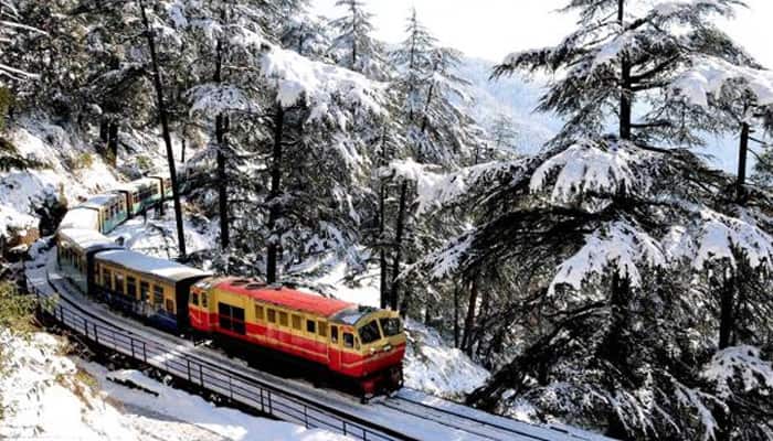 700px x 400px - Toy train derails on Kalka-Shimla track; 2 foreigners killed | India News |  Zee News