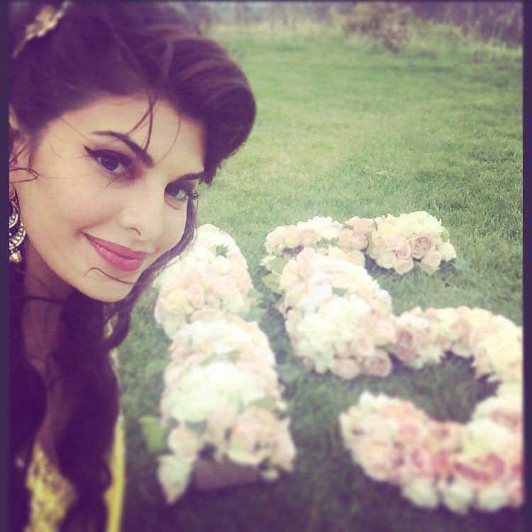 Jacqueline Fernandez ‏:- My selfie for #Goal15 #mypassion #protect #lifeonland post a selfie with the goal you care… -twitter