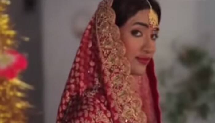 Pakistanis feel this condom ad is &#039;immoral&#039;: What&#039;s your view India? - Watch Video