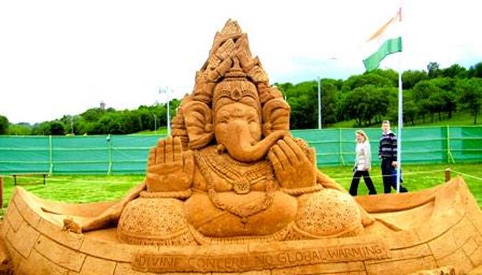 See: Sand artist Sudarsan Pattnaik’s tribute to Lord Ganesha