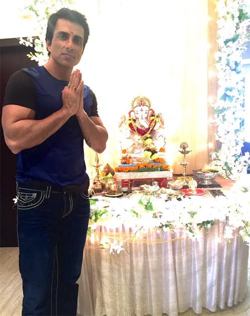 Happy Ganesh Chaturthi... May Ganpati bless everyone!!!!! Twitter@SonuSood