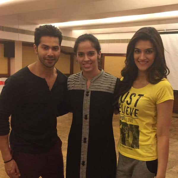 @Varun_dvn @kritisanon It was nice meeting Varun and Kriti on the sets of Dilwale. Twitter‏@NSaina 