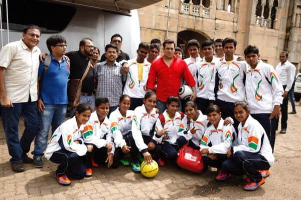 Wishing #teamindia all the best for the #Hwc2015 . Heard the girls r playing very well @slumsoccer - Twitter@BeingSalmanKhan