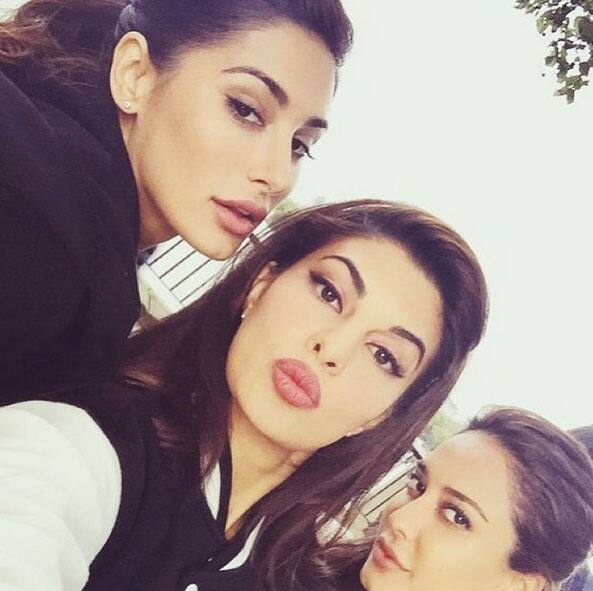 #HF3 #GirlGang - Instagram@nargisfakhri