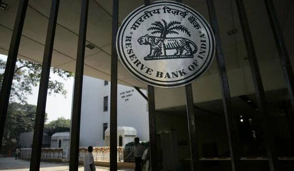 RBI may cut rates by 0.5% later this month: Panagariya