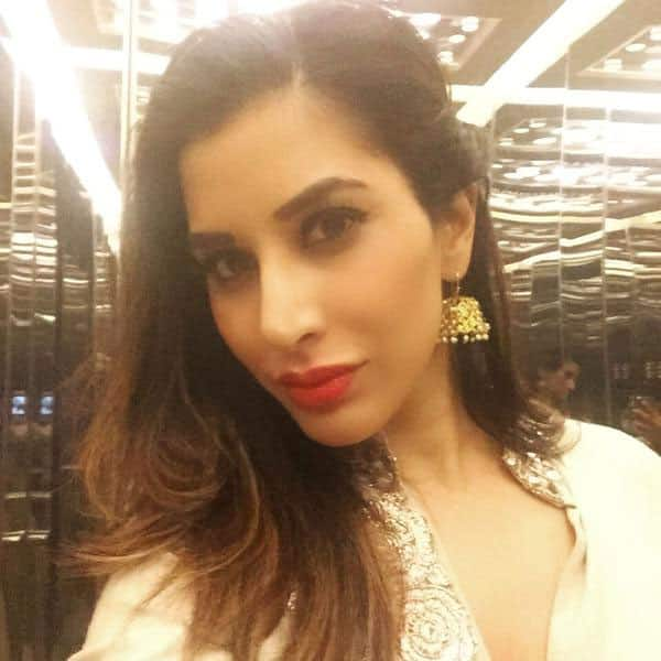 Let there be light in your heart, mind & soul #grateful #positive #blessed  Twitter@Sophie_Choudry 